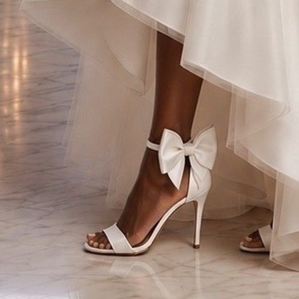 Express Wmn White Satin Oversized Bow Ankle Strap Stiletto Sandals Bridal Prom 8